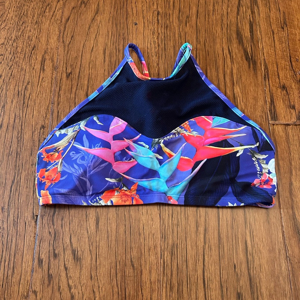 EUC Athleta Tropical Floral Mesh Bikini Top Size Medium